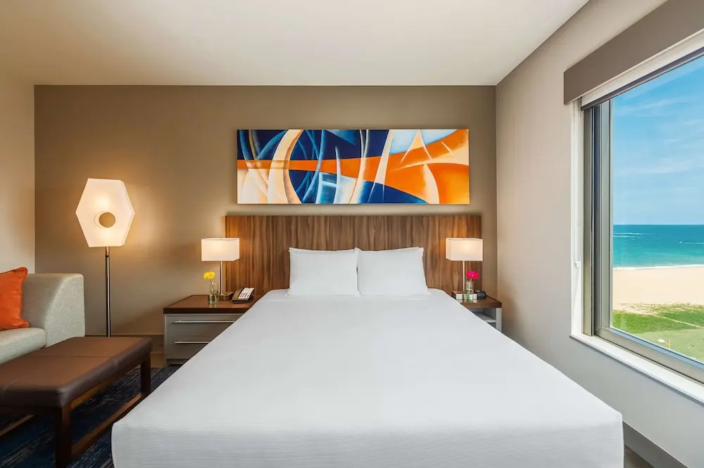 Double room oceanfront (full double bed)
