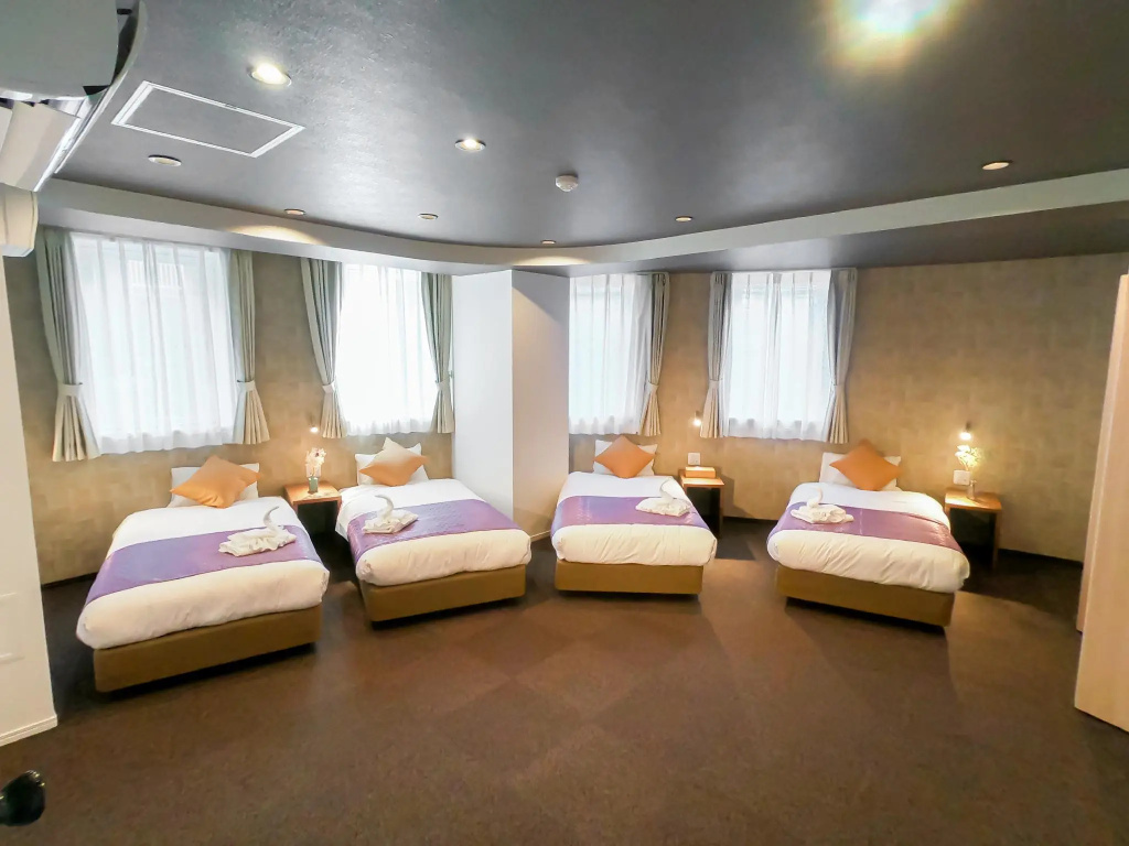 3 Bedrooms Suite