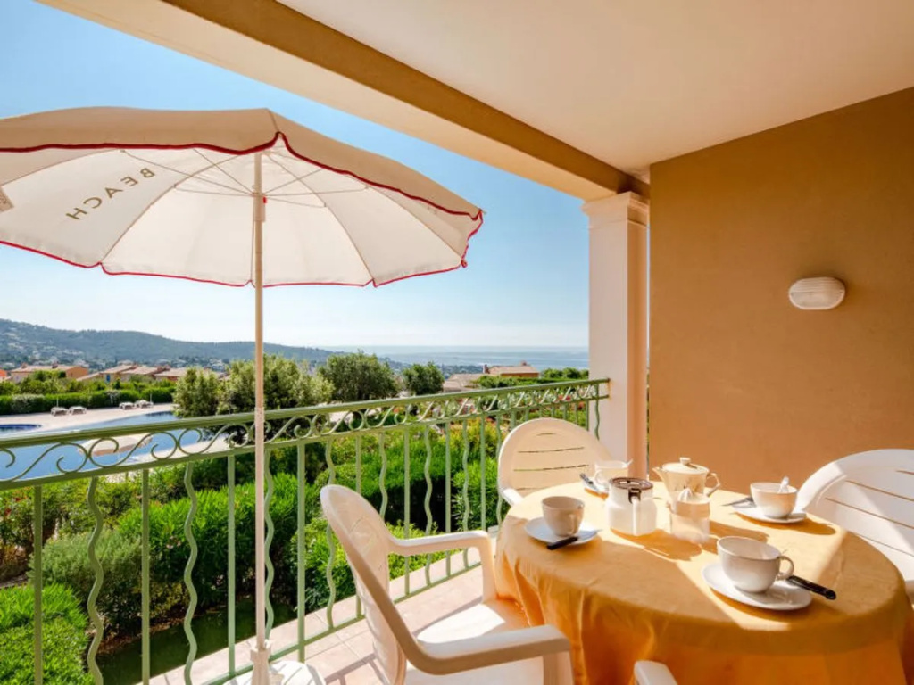 Balcony & Terrace