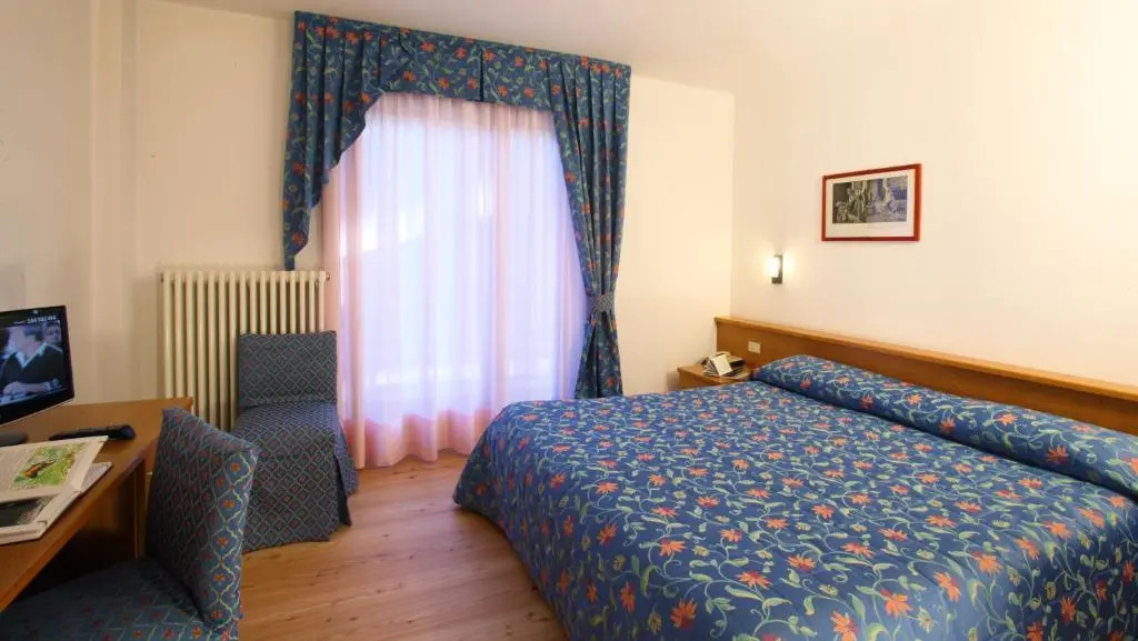 Hotel Garni Lago Nembia - Chambres
