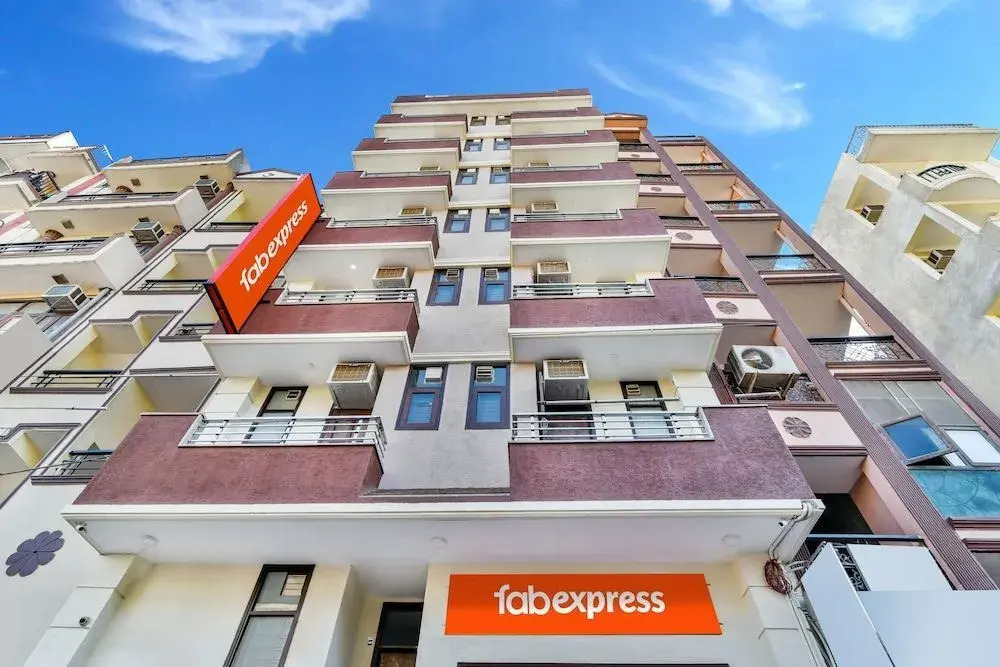 Hotel Aerosky Gurgaon by FabHotels - фото 13