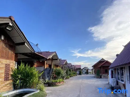 Sumran Resort