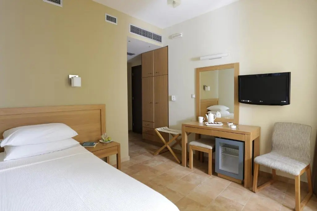 Economy Double room (full double bed)