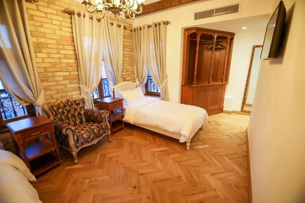 Standard Double room (twin beds)
