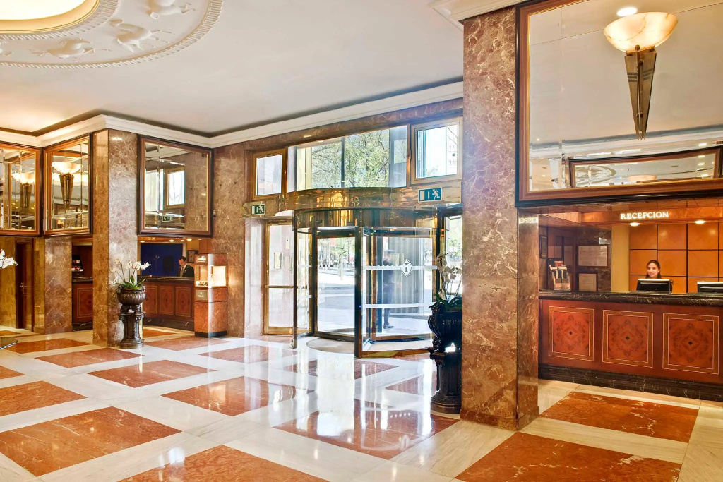 Hotel photo 2