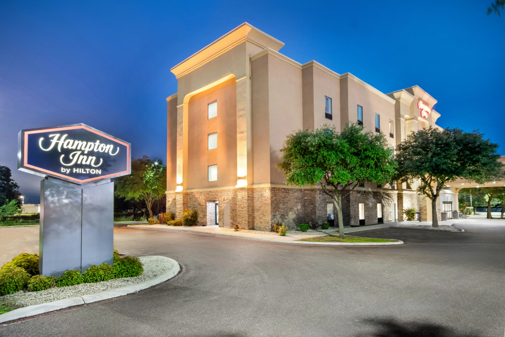 Hampton Inn Uvalde