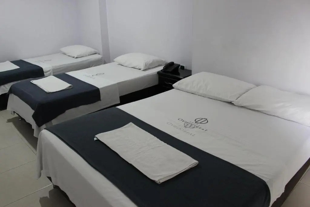 Hotel Oviedo Real - Chambres