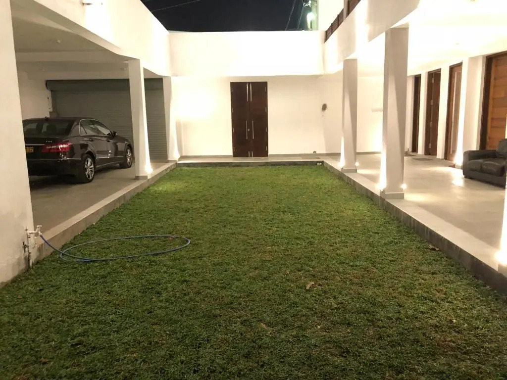 Aurora Holiday House