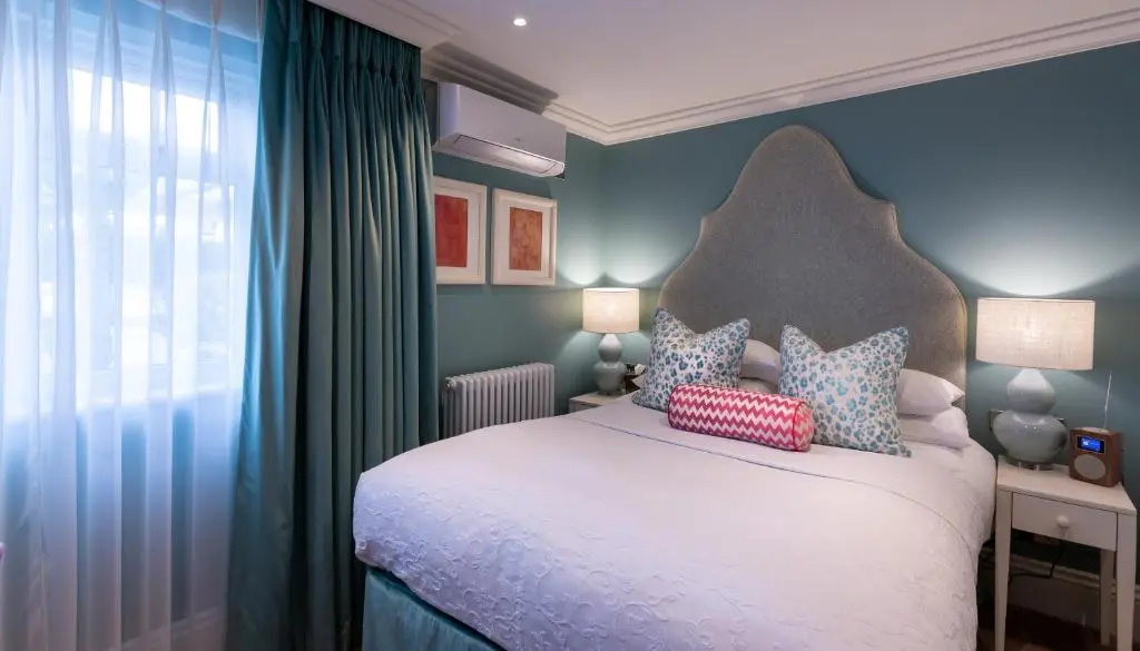 Roslin Beach Hotel - Chambres