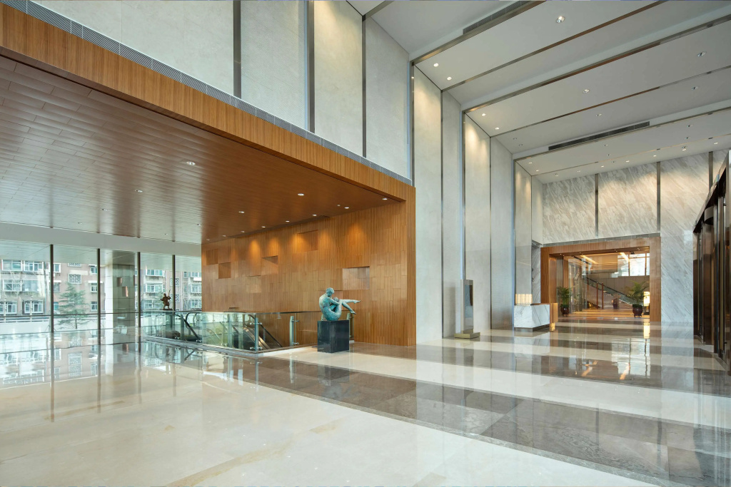 Lobby & Reception