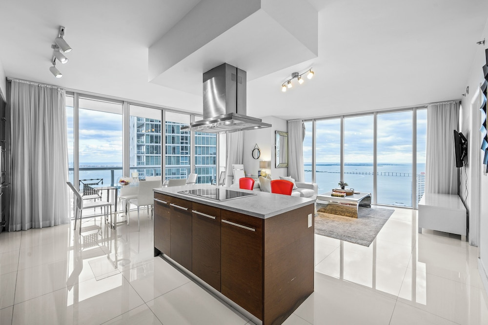 Presidential Apartment