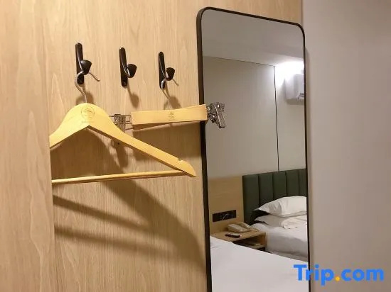GreenTree Inn Yangzhou Slender West Lake Wencheng Attic Express Hotel - Chambres