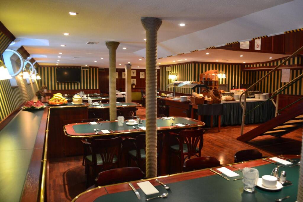 Fortuna Boat Hotel Budapest by null
