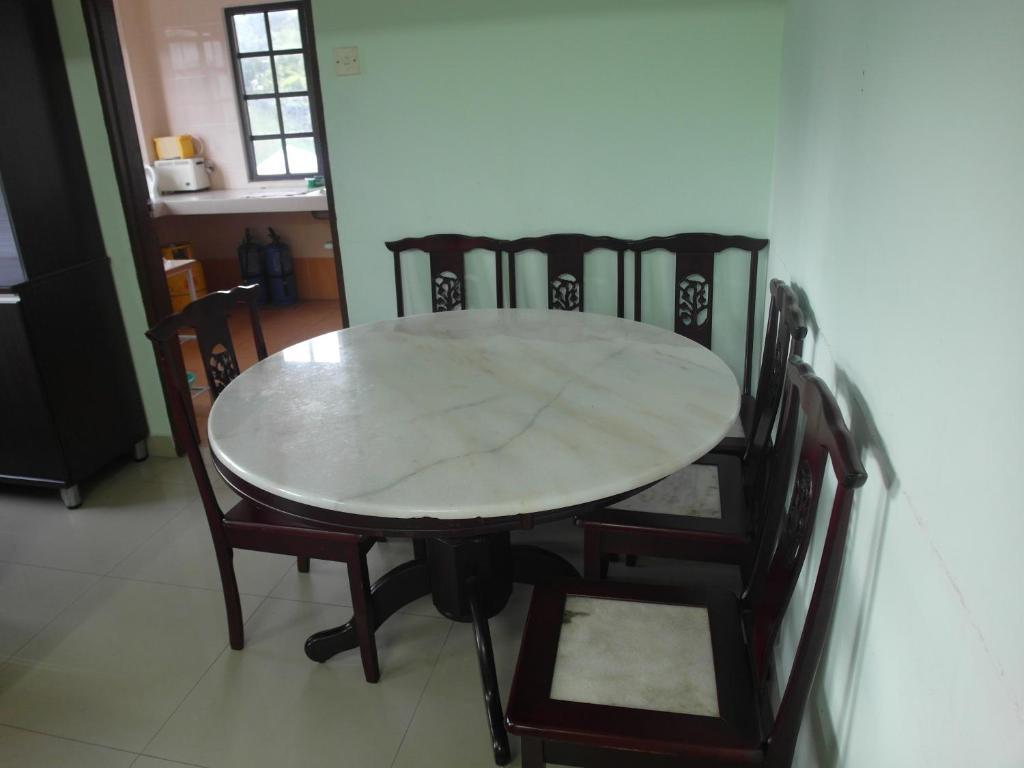 Jarzmin 2 Rooms Apartment