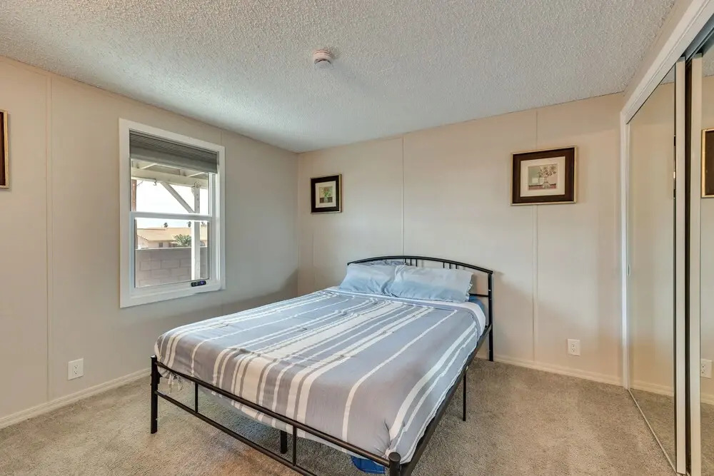 8 Mi to Laughlin Riverwalk: Waterfront Retreat — фото 2