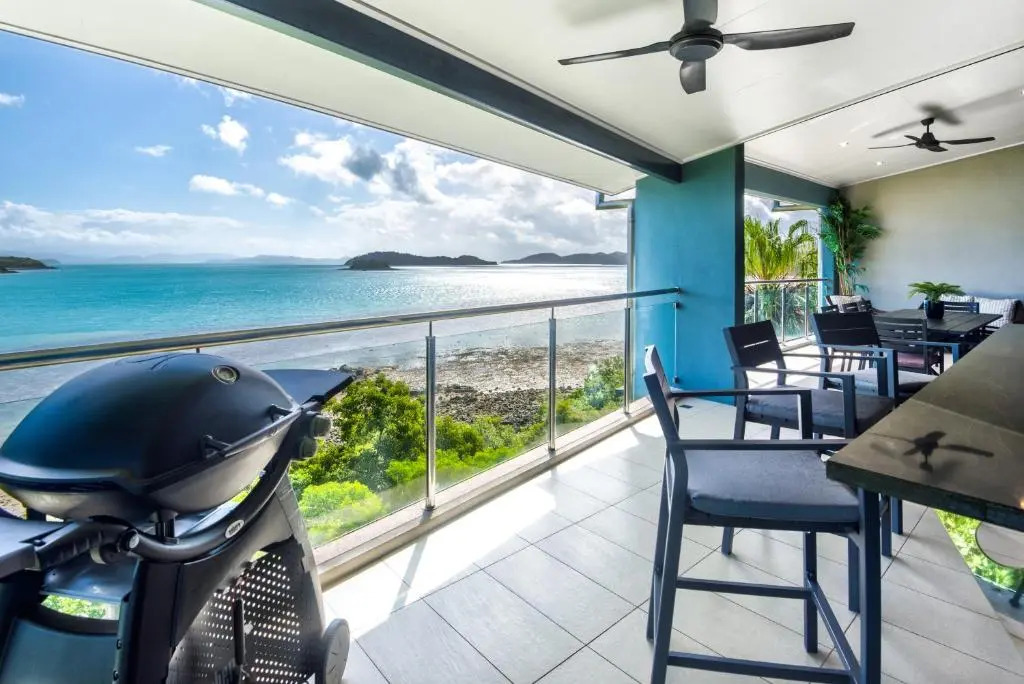 3 Bedrooms Villa with sea view