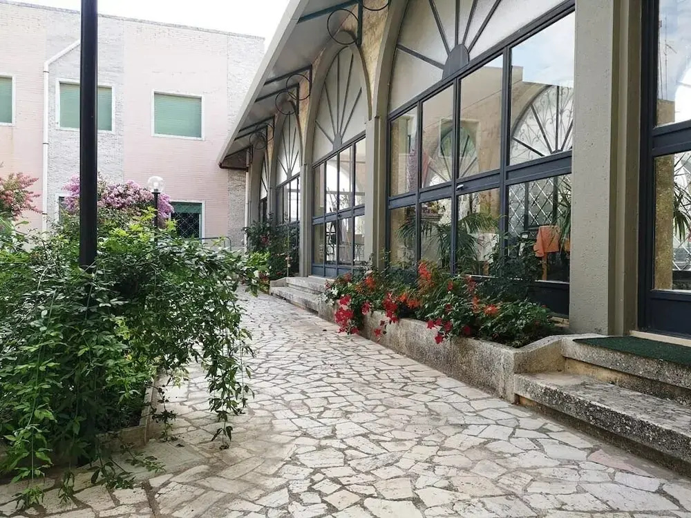 Hotel photo 13