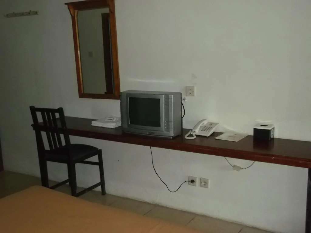 Economy room