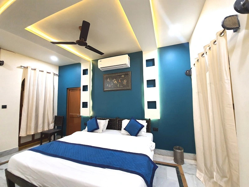 OYO 9933 Hotel Meera Mahal - Chambres
