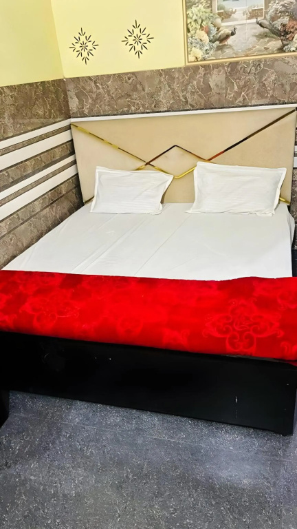 OYO 80603H Hotel Aryavart