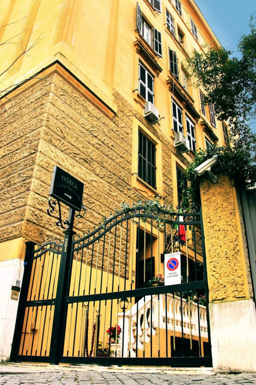 Hotel photo 12