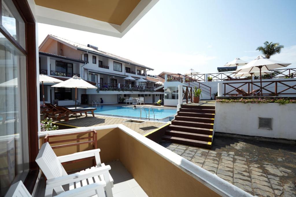 Coral Sands Hotel