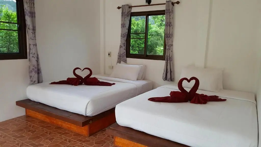 Khao Sok Jungle Huts Resort - Général