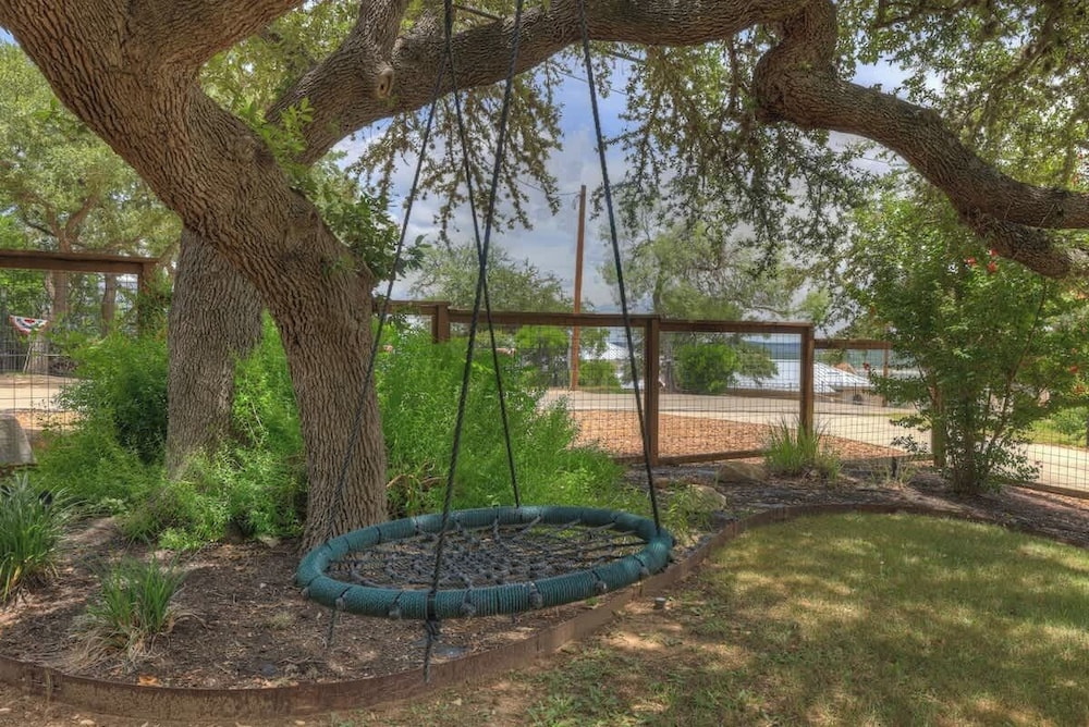 Canyon Lakehouse Panoramic Lake Views With Firepit!
