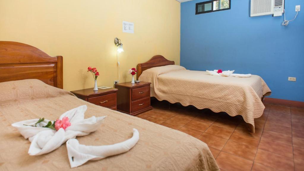 Hotel Mar Azul Galapagos by null