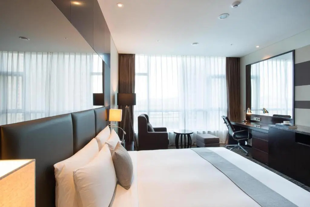 Isquare Hotel - Chambres