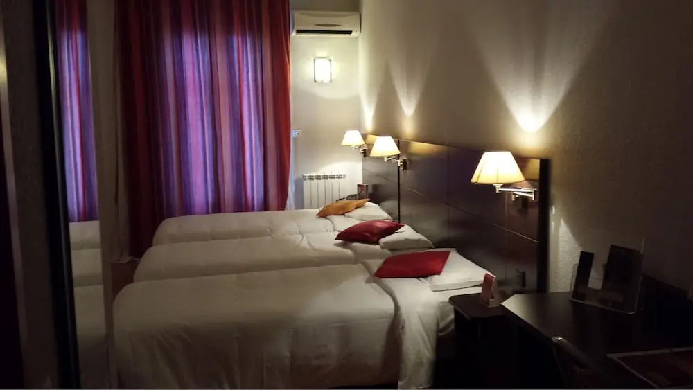 urban by balladins Perpignan - Chambres