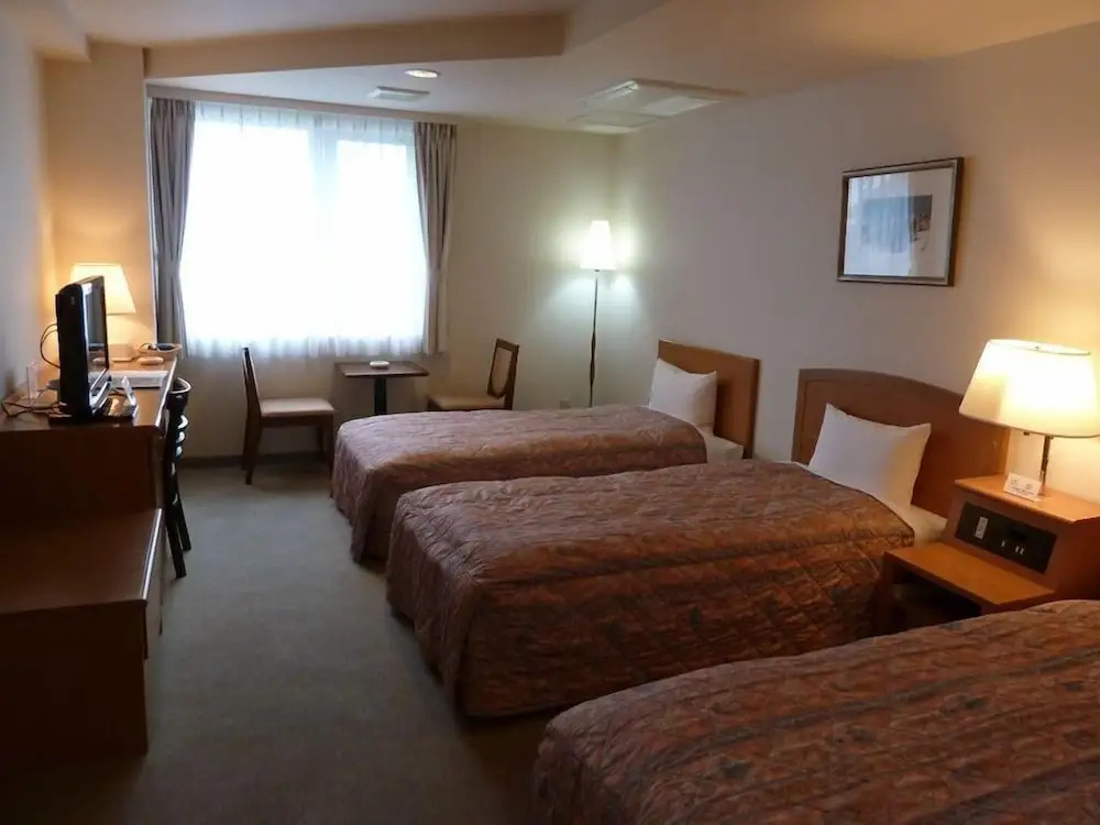 Standard Triple room