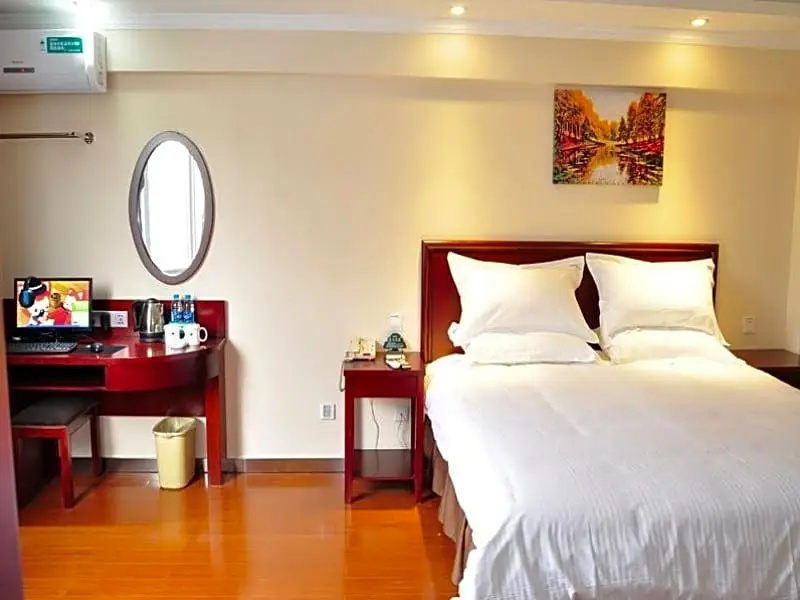GreenTree Inn Yangzhou Slender West Lake Wencheng Attic Express Hotel - Chambres
