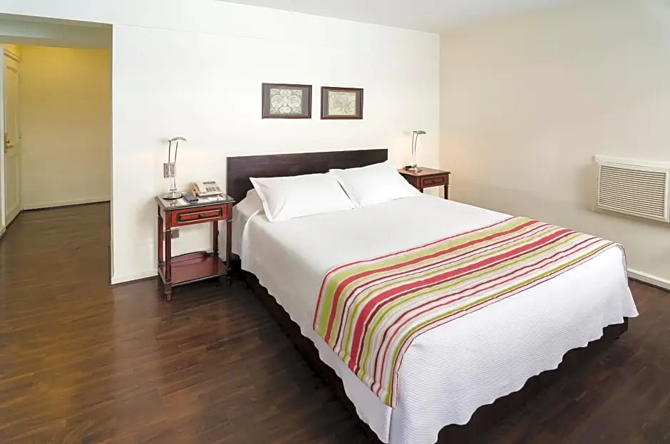 Standard Junior Suite