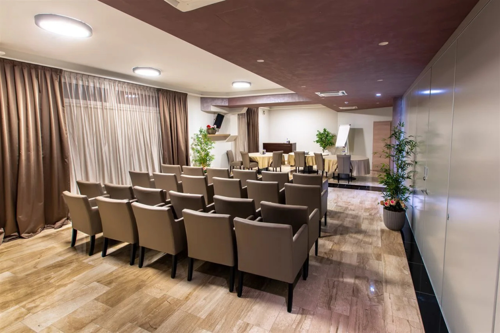 Royal Airport Hotel - Général