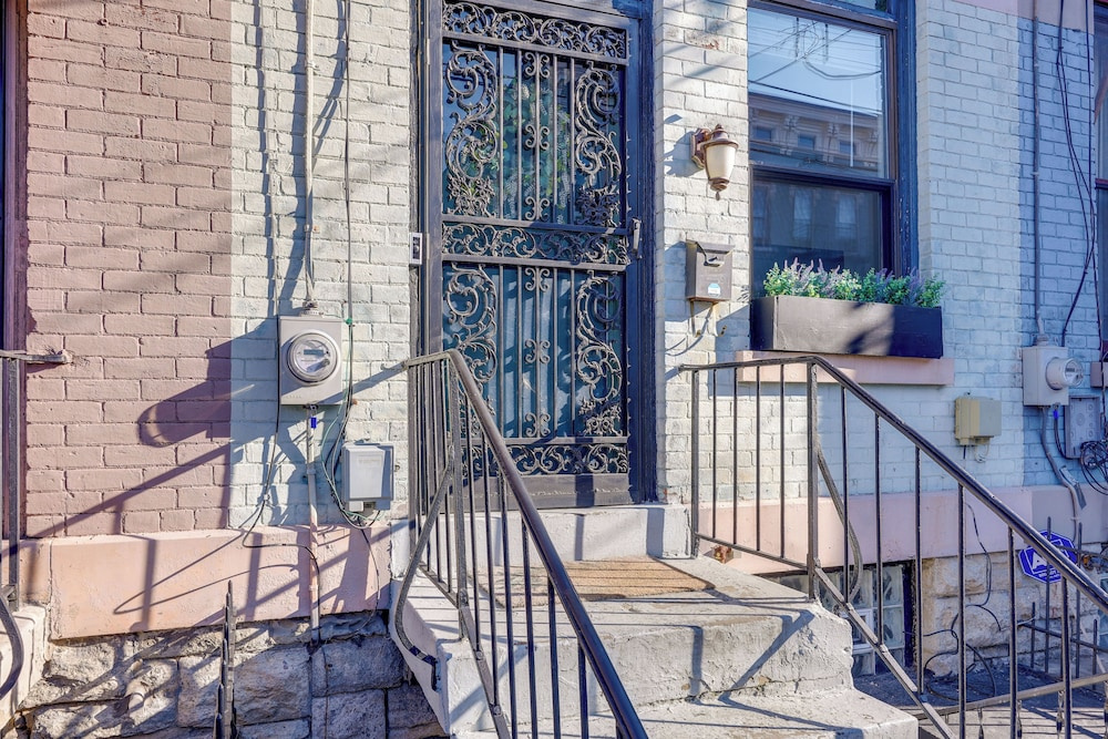Cincinnati Retreat w/ Patio & Grill!