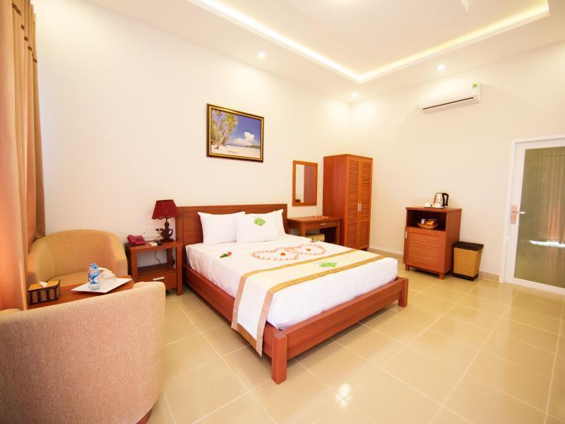 Saigon Emerald Beach Resort