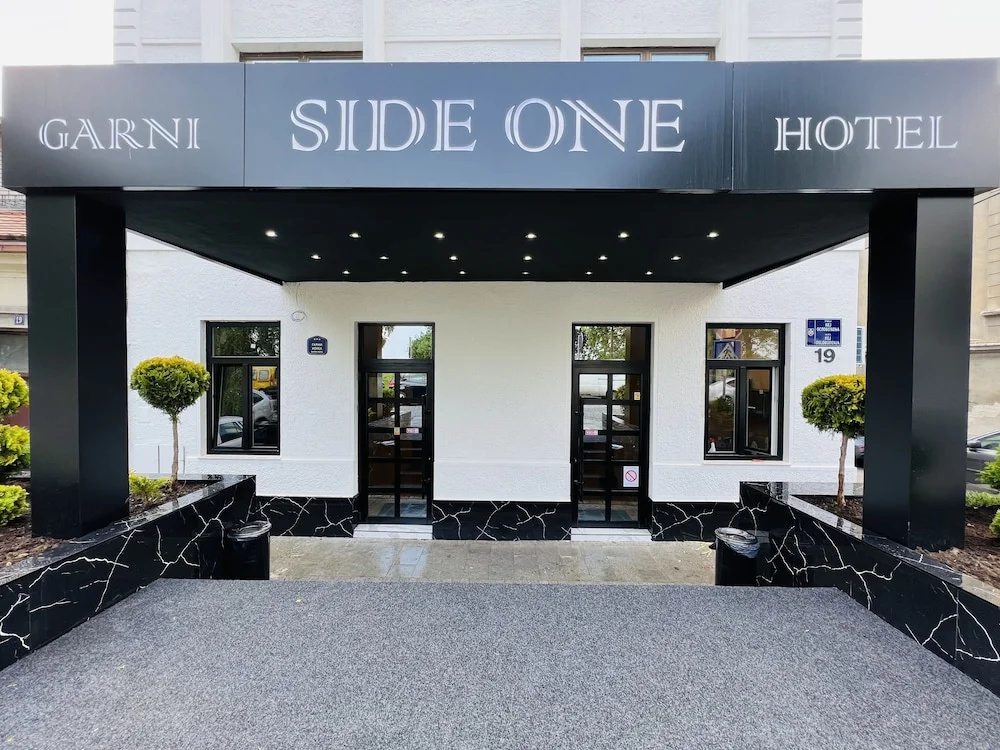 Hotel photo 12