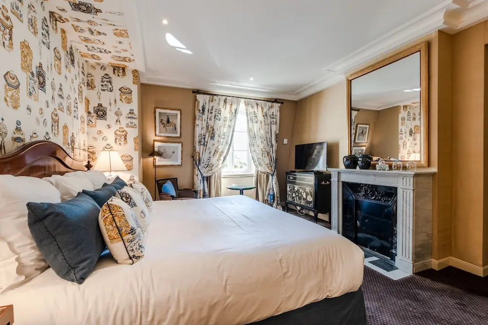 Superior Double room (full double bed)