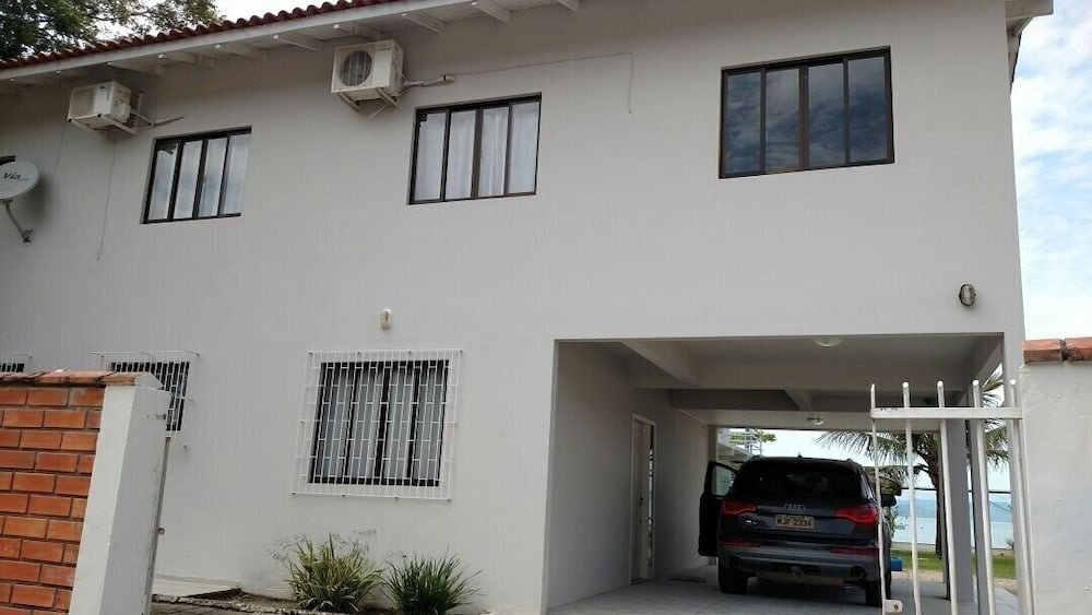 Casa Pura Vida