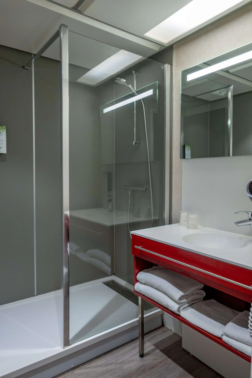 KYRIAD MONTCHANIN - Le Creusot - Chambres