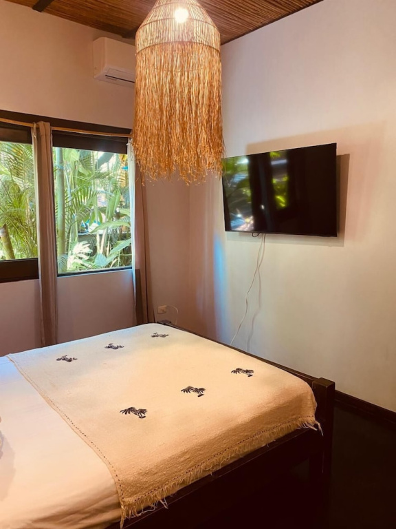1 Bedroom Apartment beachfront