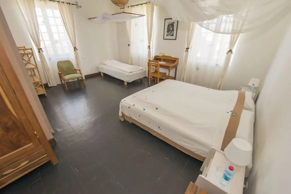 Classic Triple room