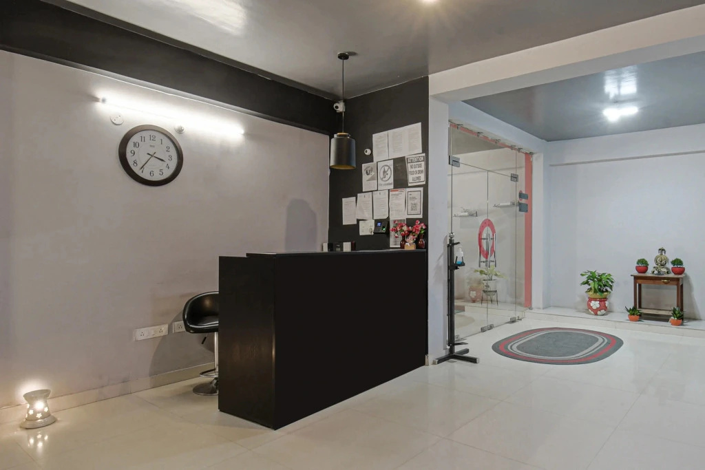 Super OYO Flagship Ag Colony