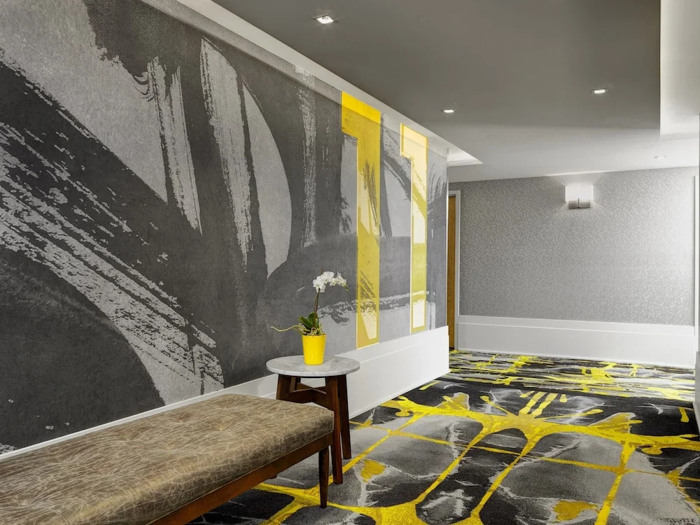 Luxury Double Suite with balcony (full double bed)