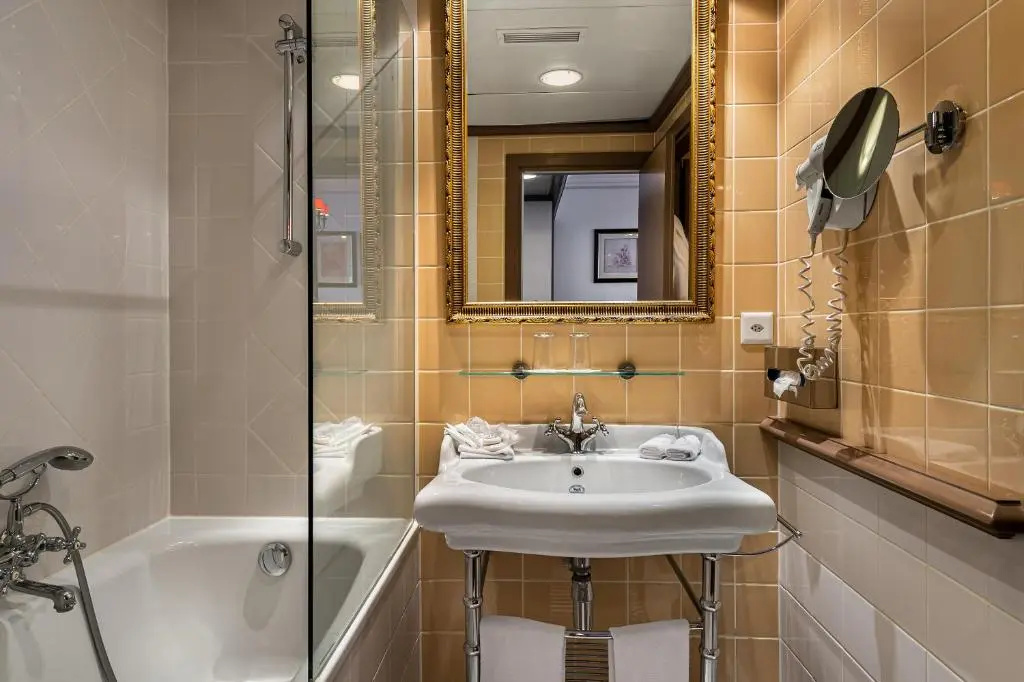 Hotel Royal - Chambres