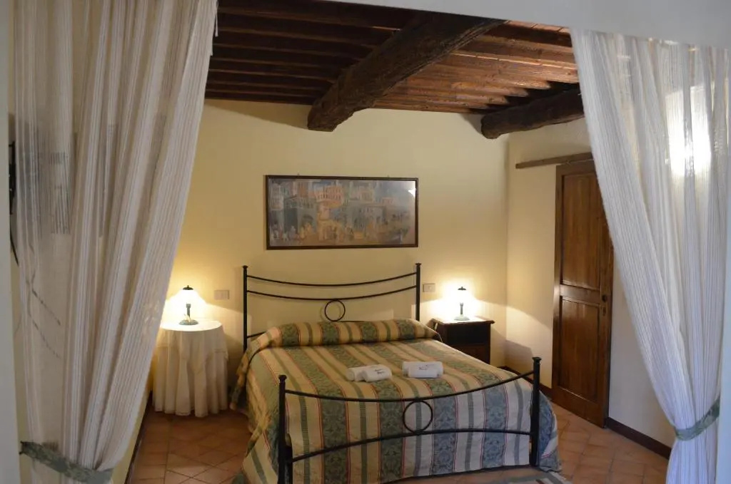 Agriturismo Poderino - Chambres