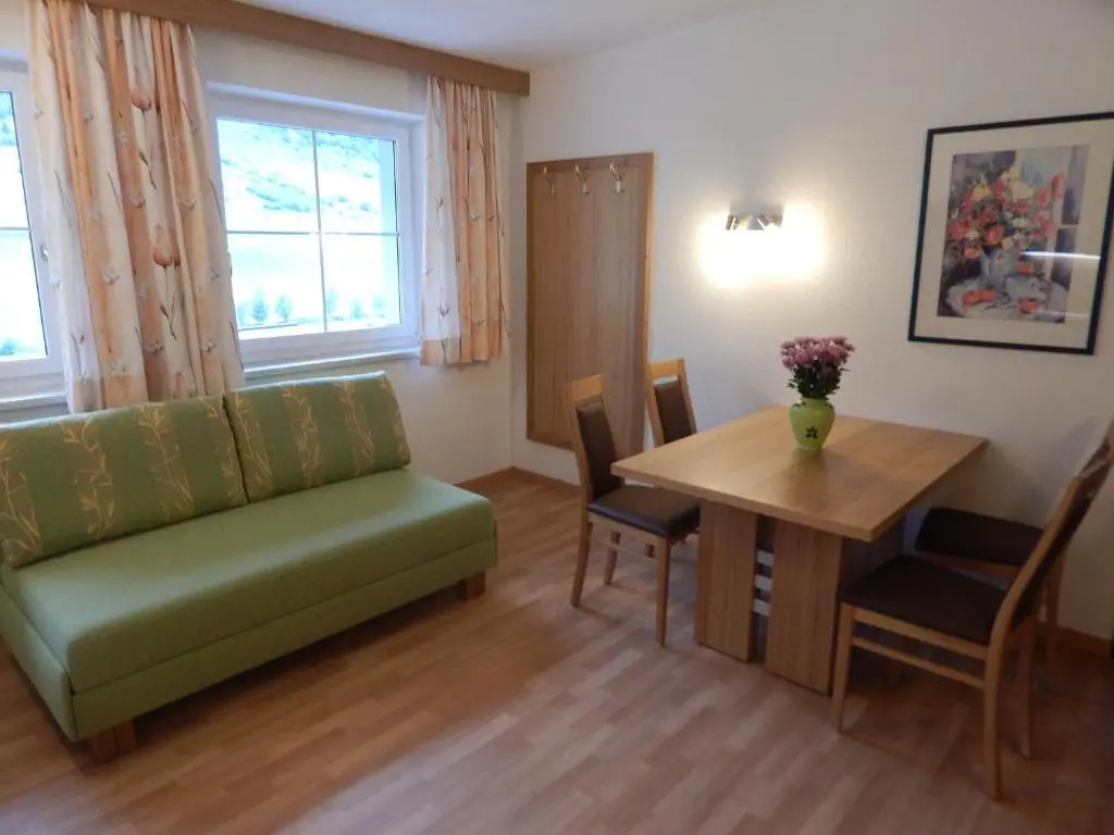 2 Bedrooms Apartment with balcony
