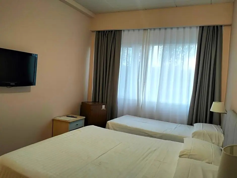 Comfort room