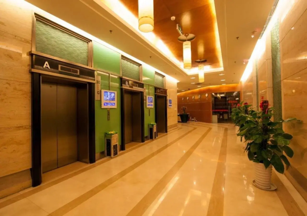 Hotel photo 12